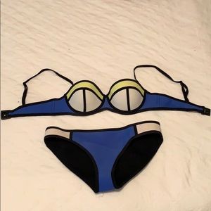 Triangl Bikini